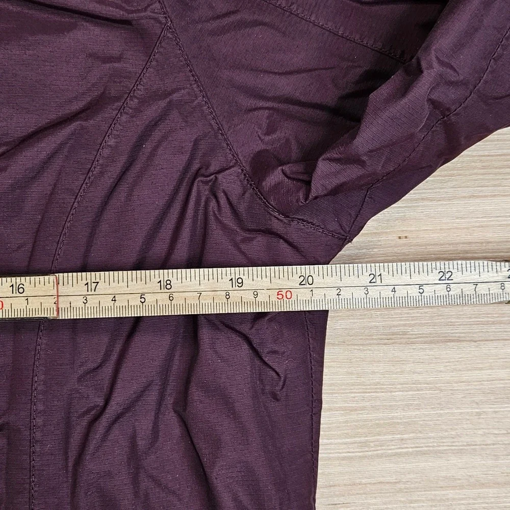 Eddie Bauer WeatherEdge Jacket Women M Purple Hooded Waterproof Rain Shell
